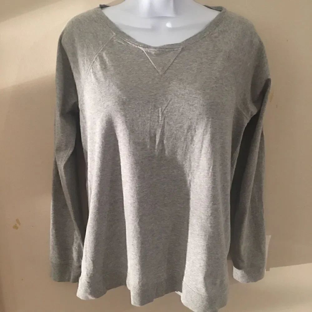 J Crew 3/4 Sleeve Basic Top - Picture 3 of 6